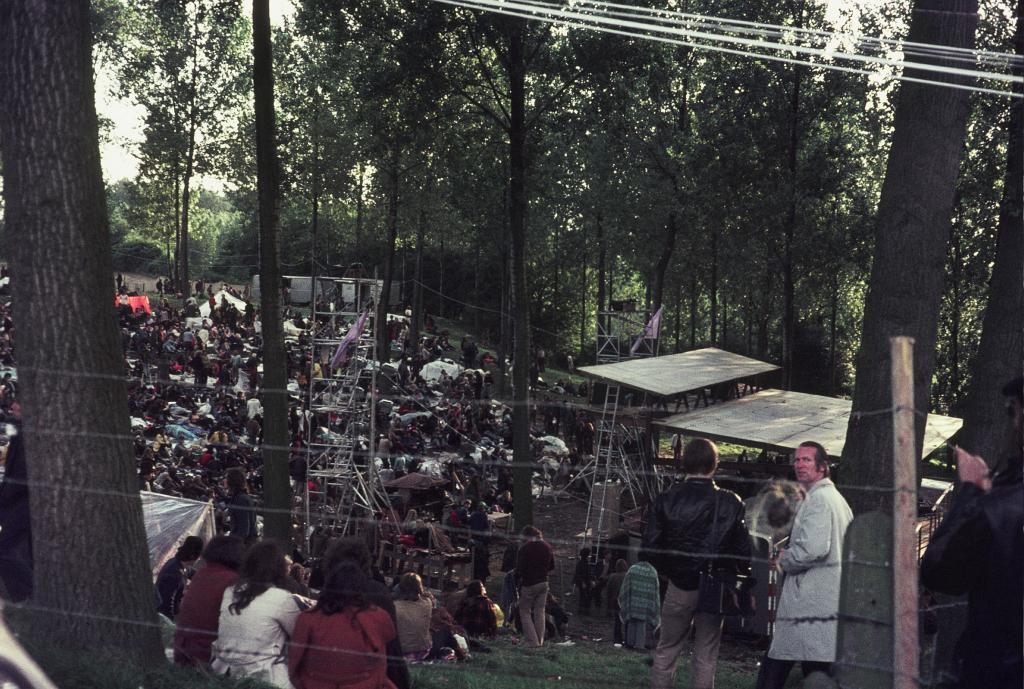 1972-festivalterrein.jpg